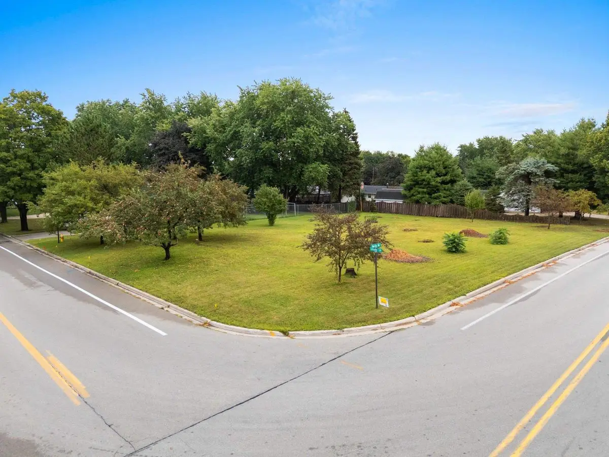 SHADY LANE, Green Bay, WI 54313 - #1