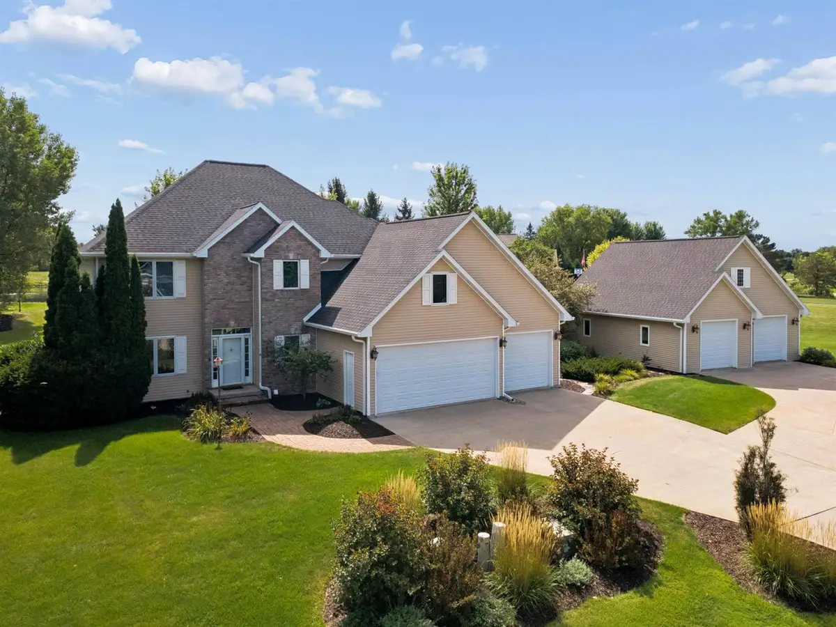 N1030 SPRING VALLEY DRIVE, Hortonville, WI 54944 - #1