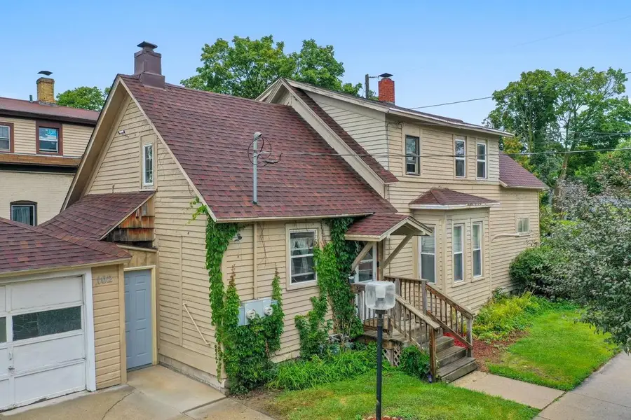 1280 E WALNUT STREET, Green Bay, WI 54301 - #2