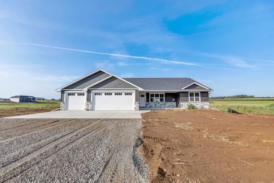 3735 HAROLDS WAY, Suamico, WI 54313 - #2