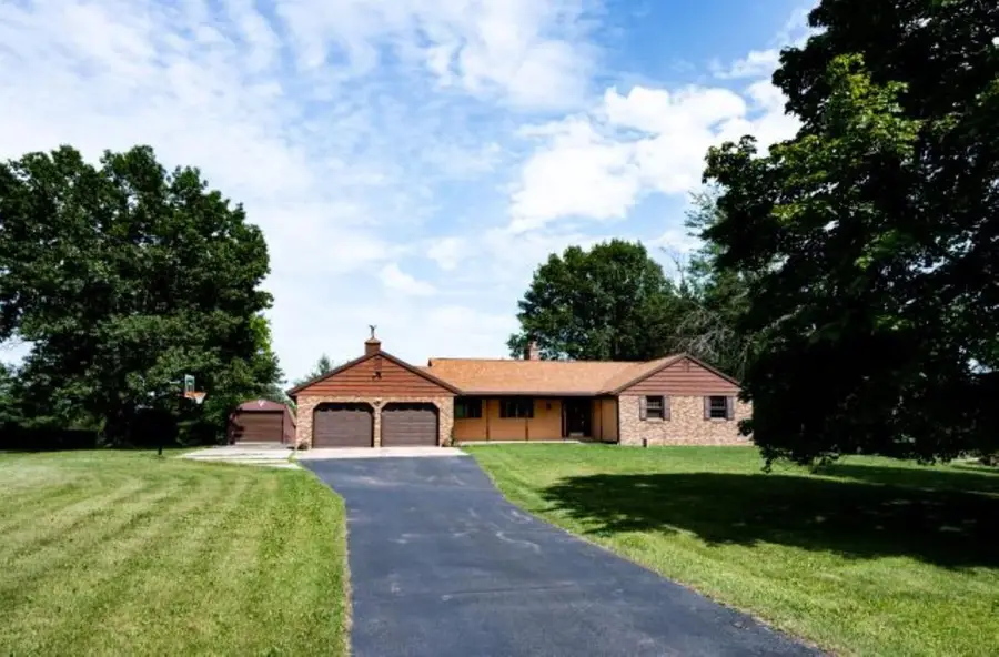 N5640 FAIRWAY DRIVE, New London, WI 54961 - #2