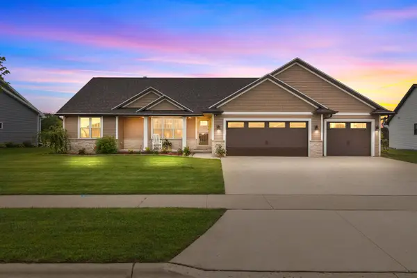 1756 RED OAK STREET, Green Bay, WI 54313