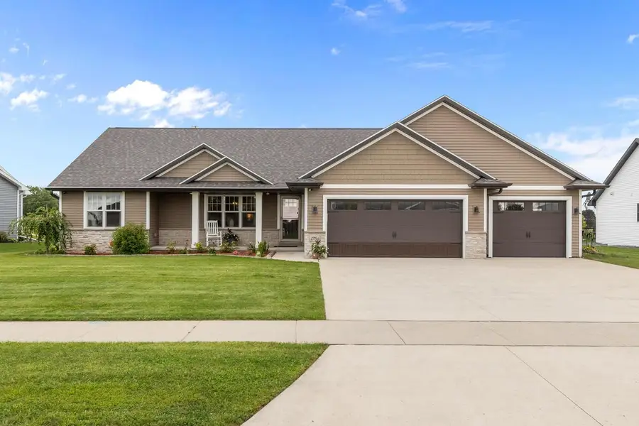 1756 RED OAK STREET, Green Bay, WI 54313 - #2