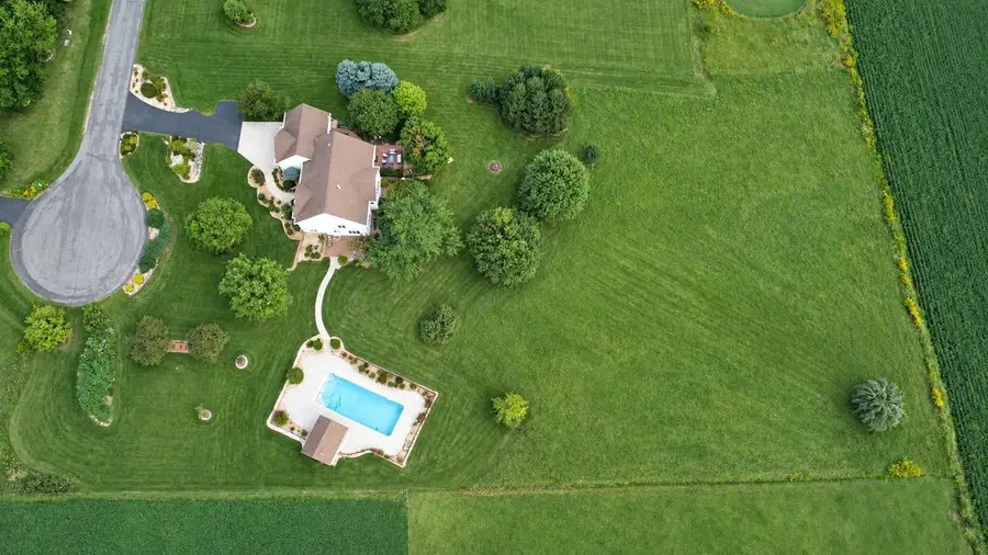 W9795 STONE CREST DRIVE, Hortonville, WI 54944 - #2