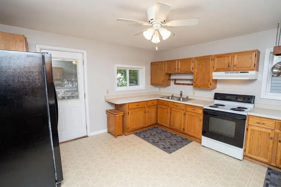 213 S FRANKLIN STREET, Oconto Falls, WI 54154 - #3