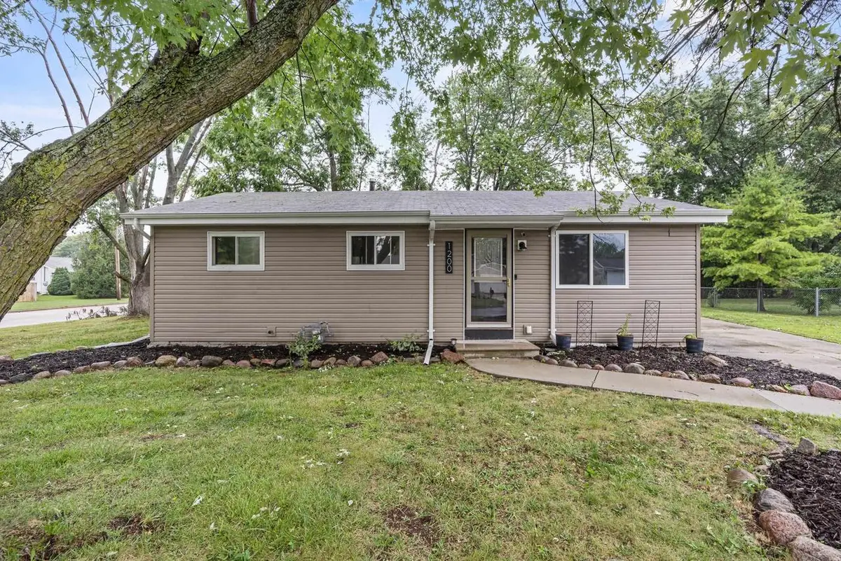 1200 FIELDCREST DRIVE, Menasha, WI 54952 - #1