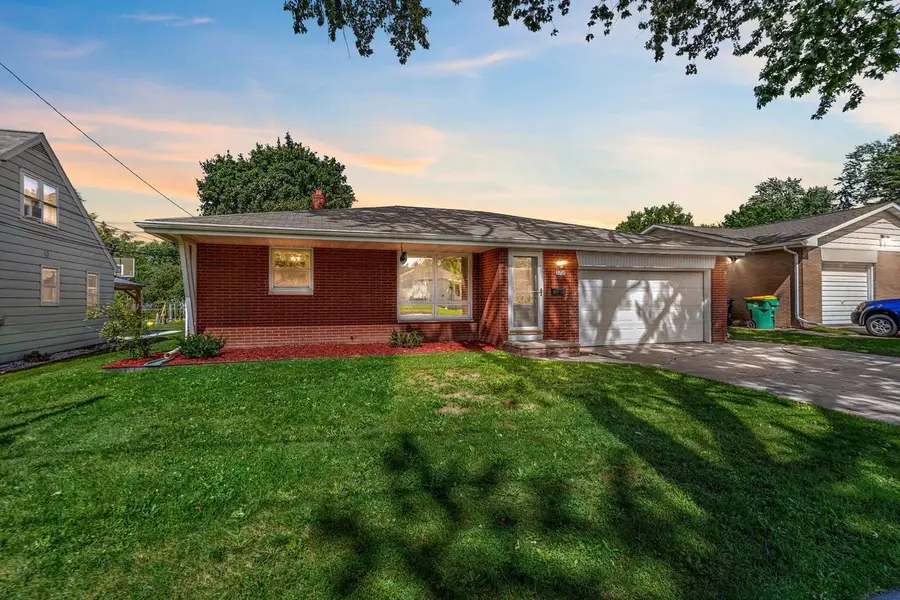 2027 HILLVIEW DRIVE, Green Bay, WI 54302 - #2