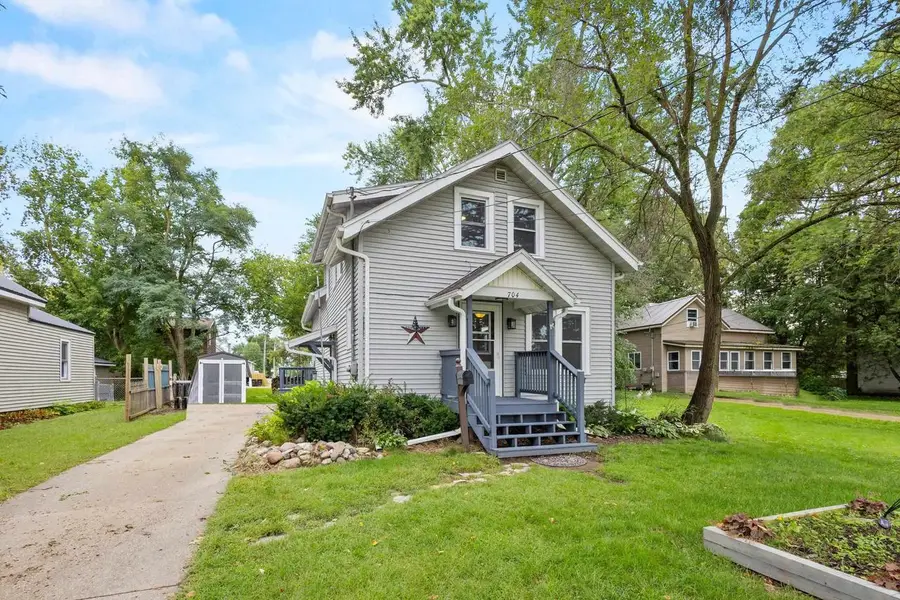704 E CENTER STREET, Shawano, WI 54166 - #3