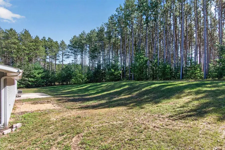 W4877 CHICAGO DRIVE, Redgranite, WI 54970 - #2