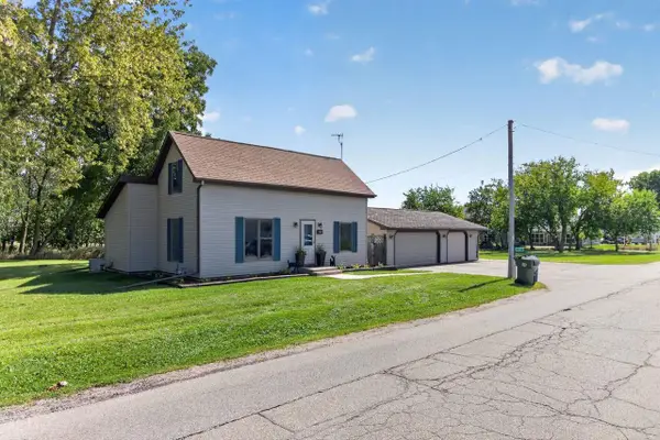 317 S 5TH AVENUE, Winneconne, WI 54986