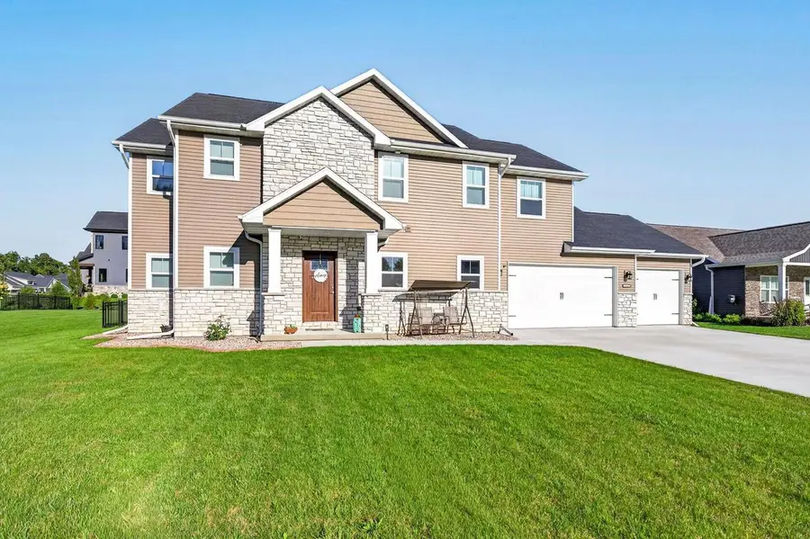 2215 SOFTWIND ROAD, Neenah, WI 54956 - #2