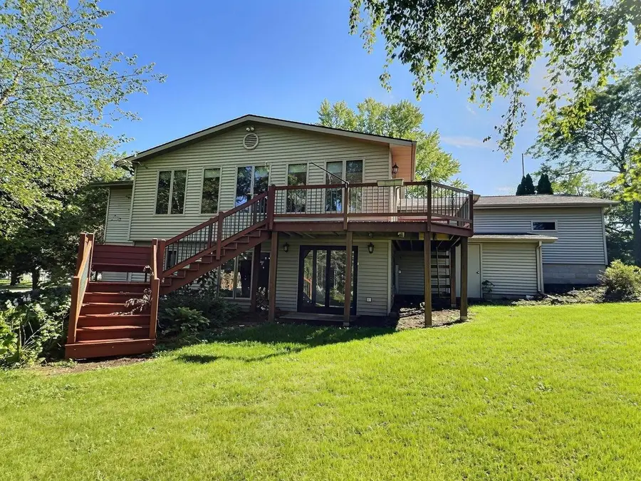 1005 S WEBSTER AVENUE, Omro, WI 54963 - #2