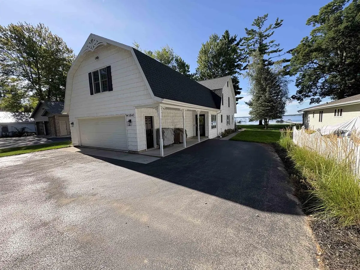 W5843 SUNSET CIRCLE, Shawano, WI 54166 - #1