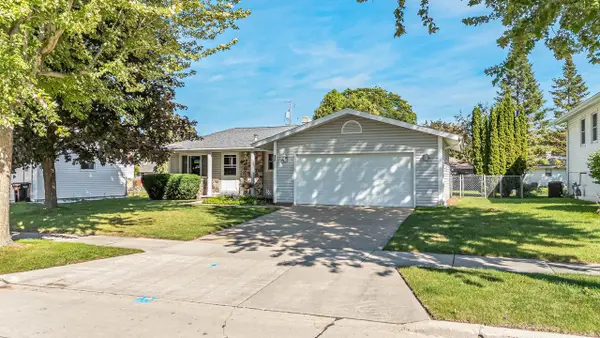 506 S MIDPARK DRIVE, Appleton, WI 54915