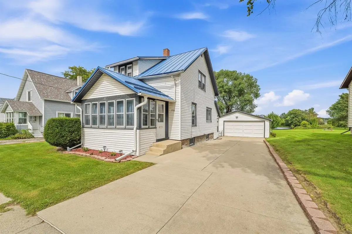 208 TAYLOR STREET, Waupun, WI 53963 - #1