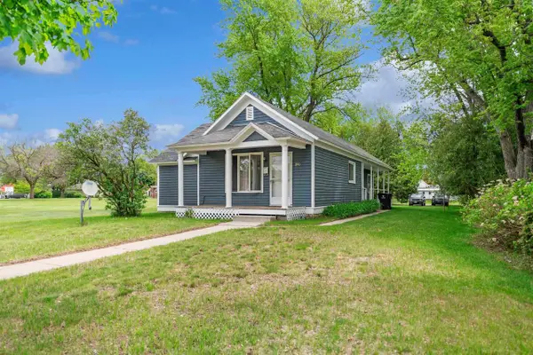 240 S ELLIS AVENUE, Peshtigo, WI 54157