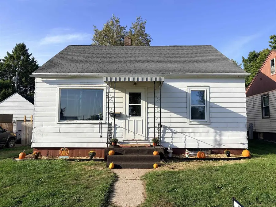 207 ROLLAND STREET, Algoma, WI 54201 - #2