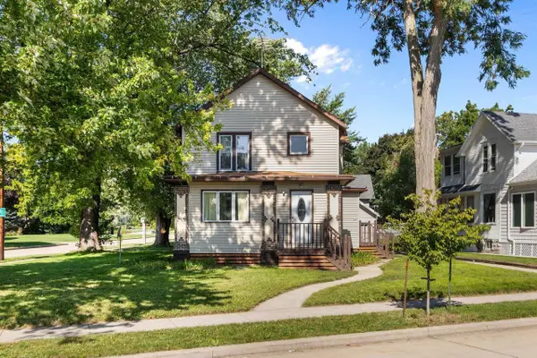 3 EVELINE STREET, Oshkosh, WI 54901