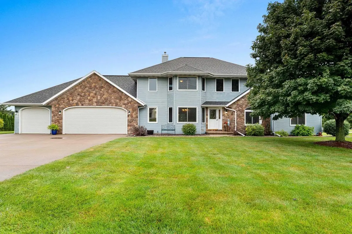 8159 GALAXY DRIVE, Neenah, WI 54956 - #1
