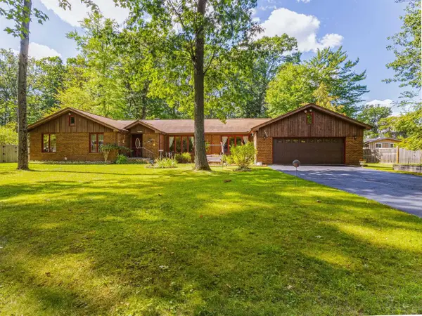 2359 WOODVIEW LANE, Marinette, WI 54143