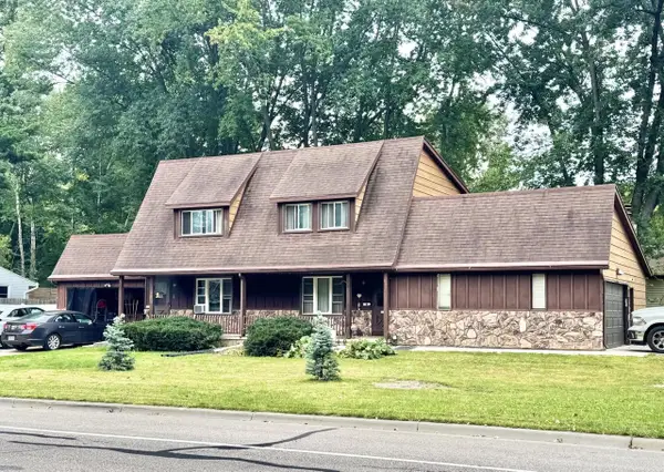 1940 WOOD LANE, Green Bay, WI 54304