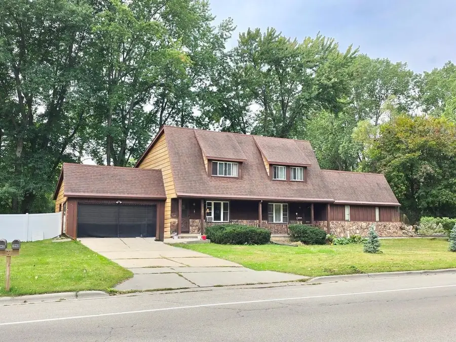 1940 WOOD LANE, Green Bay, WI 54304 - #2