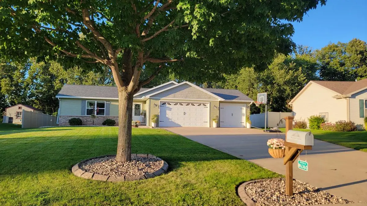 W6360 GOOSE CREEK CIRCLE, Greenville, WI 54942 - #1