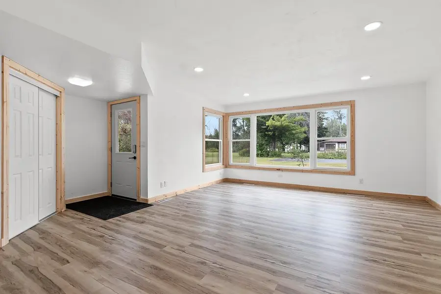 1529 LAKEVIEW DRIVE, Green Bay, WI 54313 - #3