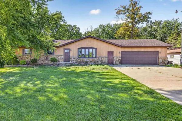 W487 COUNTY RD UU, Kaukauna, WI 54130