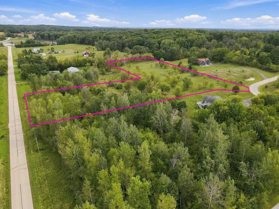 ERINWOOD ROAD, New London, WI 54961 - #2