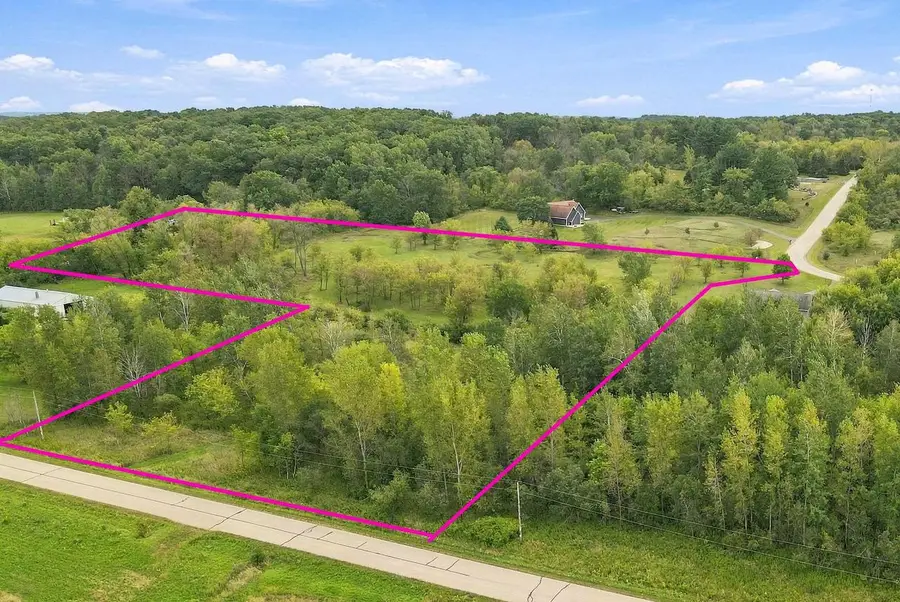 ERINWOOD ROAD, New London, WI 54961 - #3
