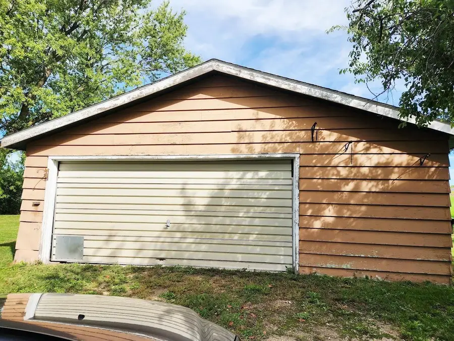 W6293 NORTHWESTERN AVENUE, Fond Du Lac, WI 54937 - #2