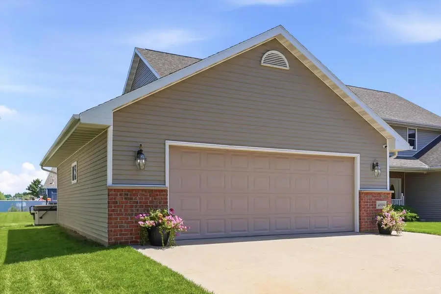 4816 N APPLE ROAD, Appleton, WI 54913 - #3