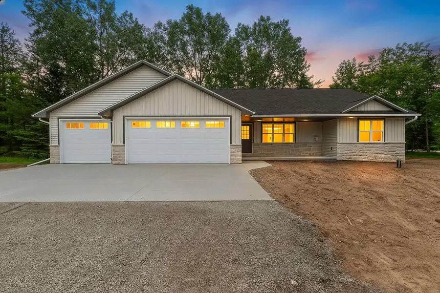 482 HIGH RIDGE TRAIL, Pulaski, WI 54162 - #2