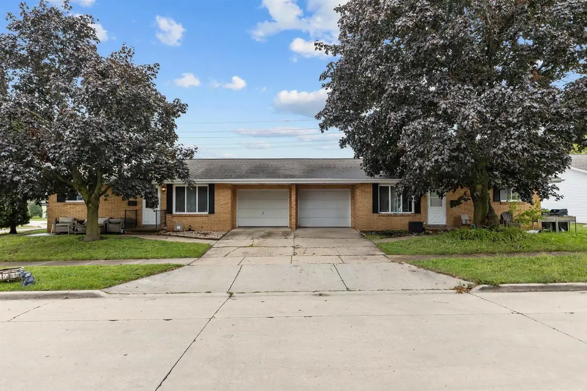 801 W BROWNING STREET, Appleton, WI 54914 - #1