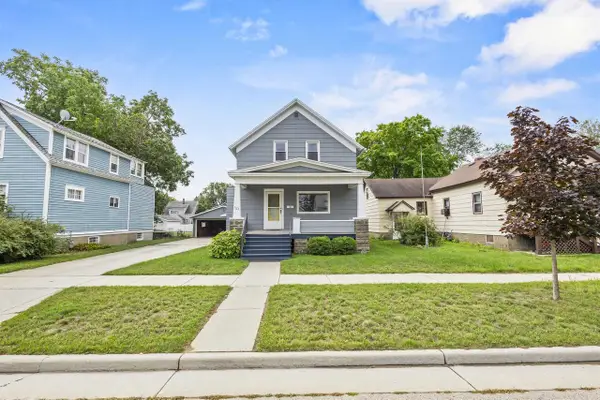 1123 GARFIELD AVENUE, Marinette, WI 54143