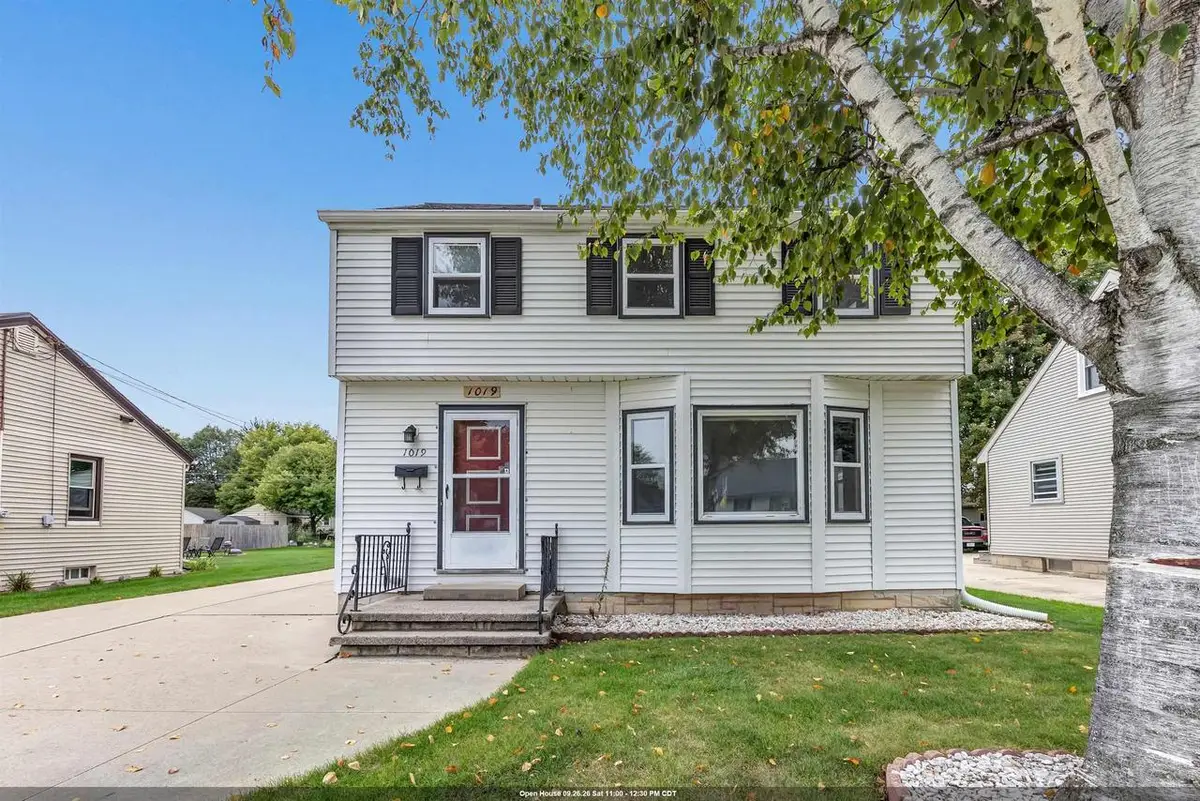 1019 MARSHALL AVENUE, Green Bay, WI 54303 - #1