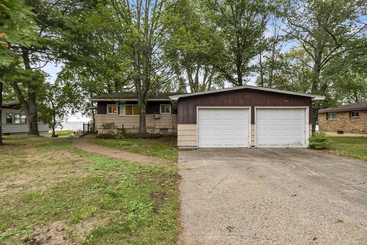 N2564 SHORE DRIVE, Marinette, WI 54143 - #1