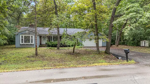 25 LULLABYE ROAD, Oshkosh, WI 54904