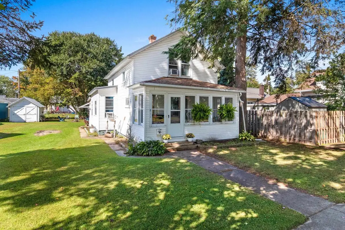 811 S LAFAYETTE STREET, Shawano, WI 54166 - #1