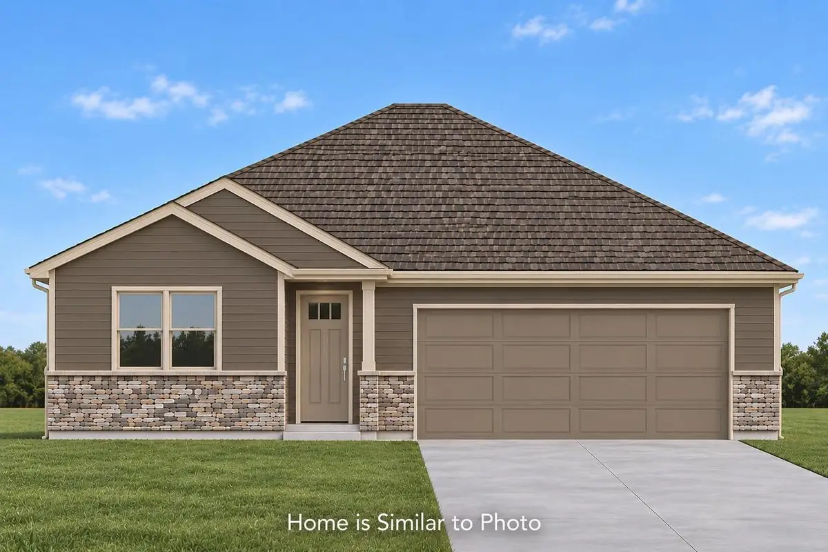 1941 HUFFCUTT LANE, Waupaca, WI 54981 - #1