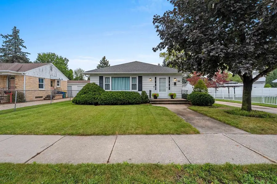 994 ROSCOE STREET, Green Bay, WI 54304 - #2