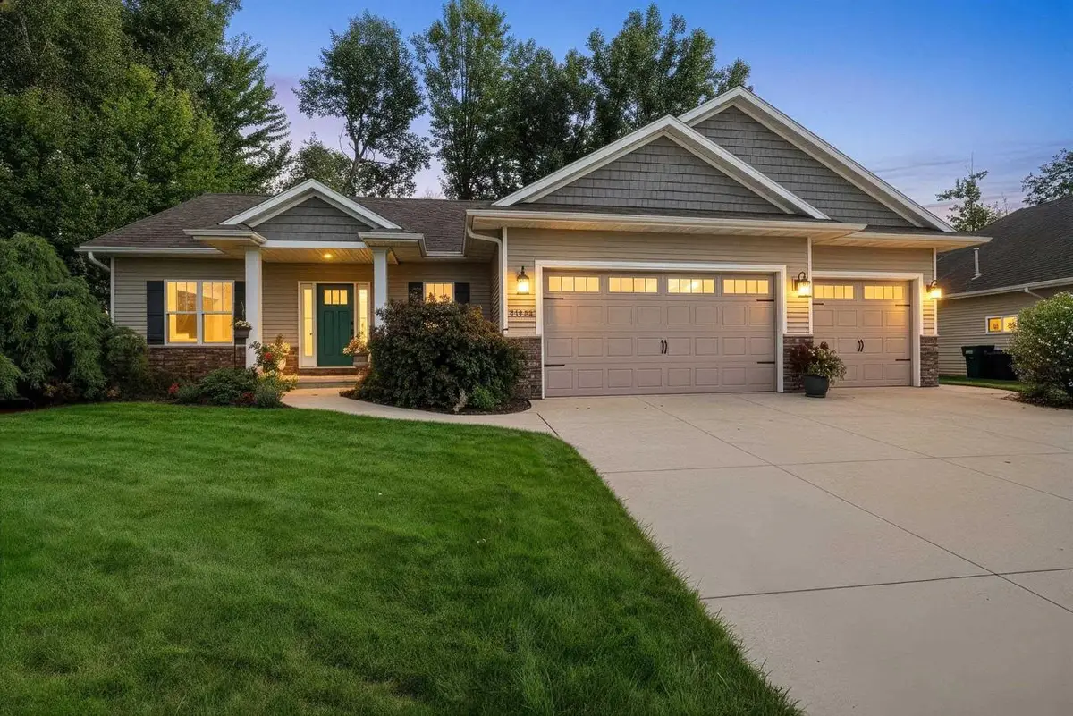 1048 FAVERSHAM WAY, Green Bay, WI 54313 - #1
