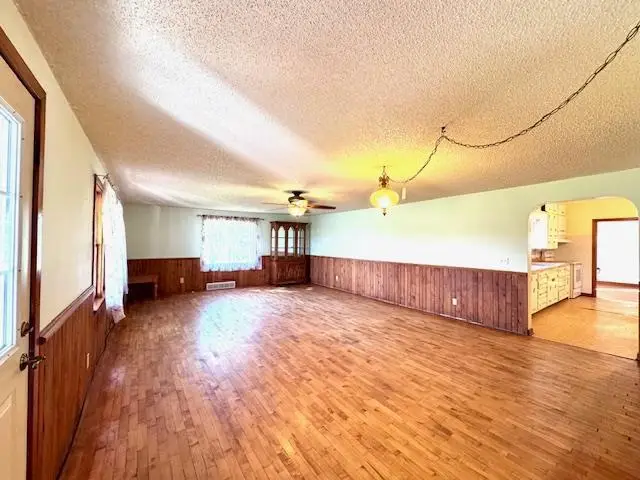 N5274 COUNTY ROAD O, New London, WI 54961 - #3