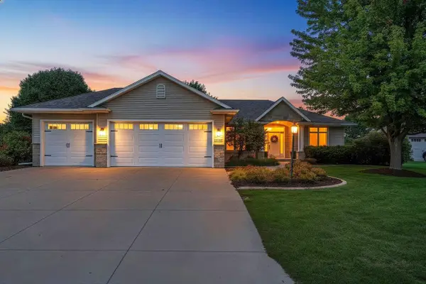 W2562 FONTANA WAY, Appleton, WI 54915