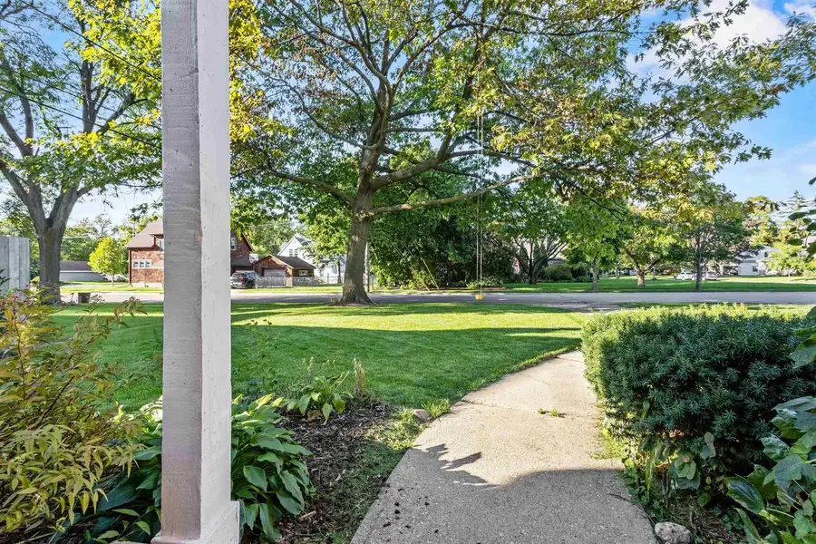 693 CONGRESS PLACE, Neenah, WI 54956 - #2