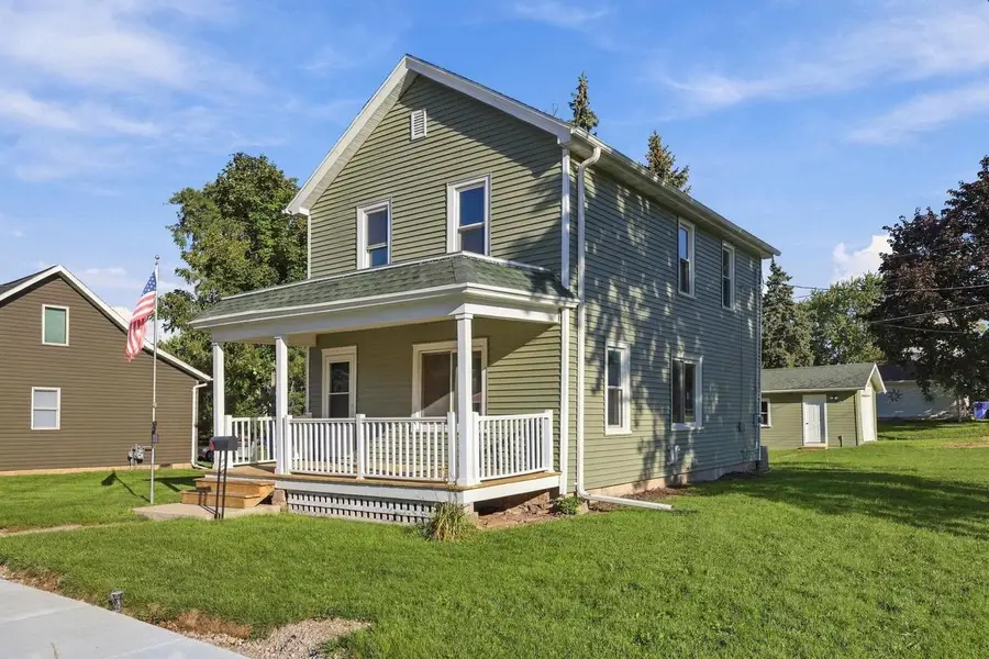 202 W 9TH STREET, Kaukauna, WI 54130 - #3