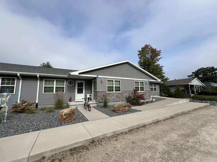 580 MAIN STREET, Wild Rose, WI 54984 - #3