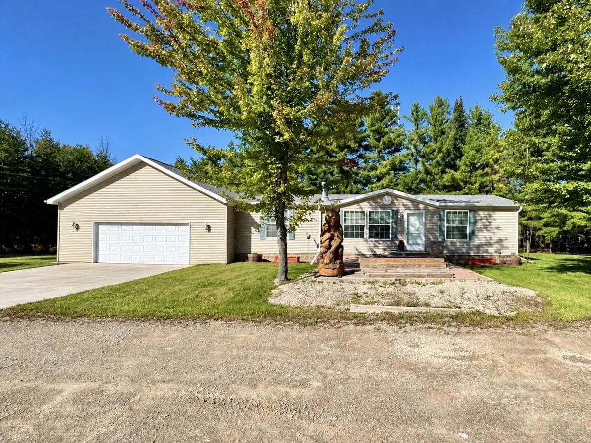 3015 CEDAR LANE, Abrams, WI 54101 - #1