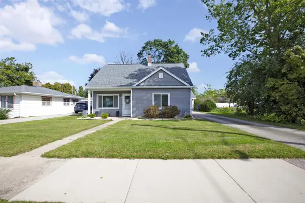 724 MITCHELL STREET, Neenah, WI 54956
